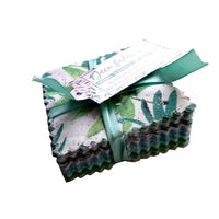 Dekoratív mini patchwork szövet 140 db