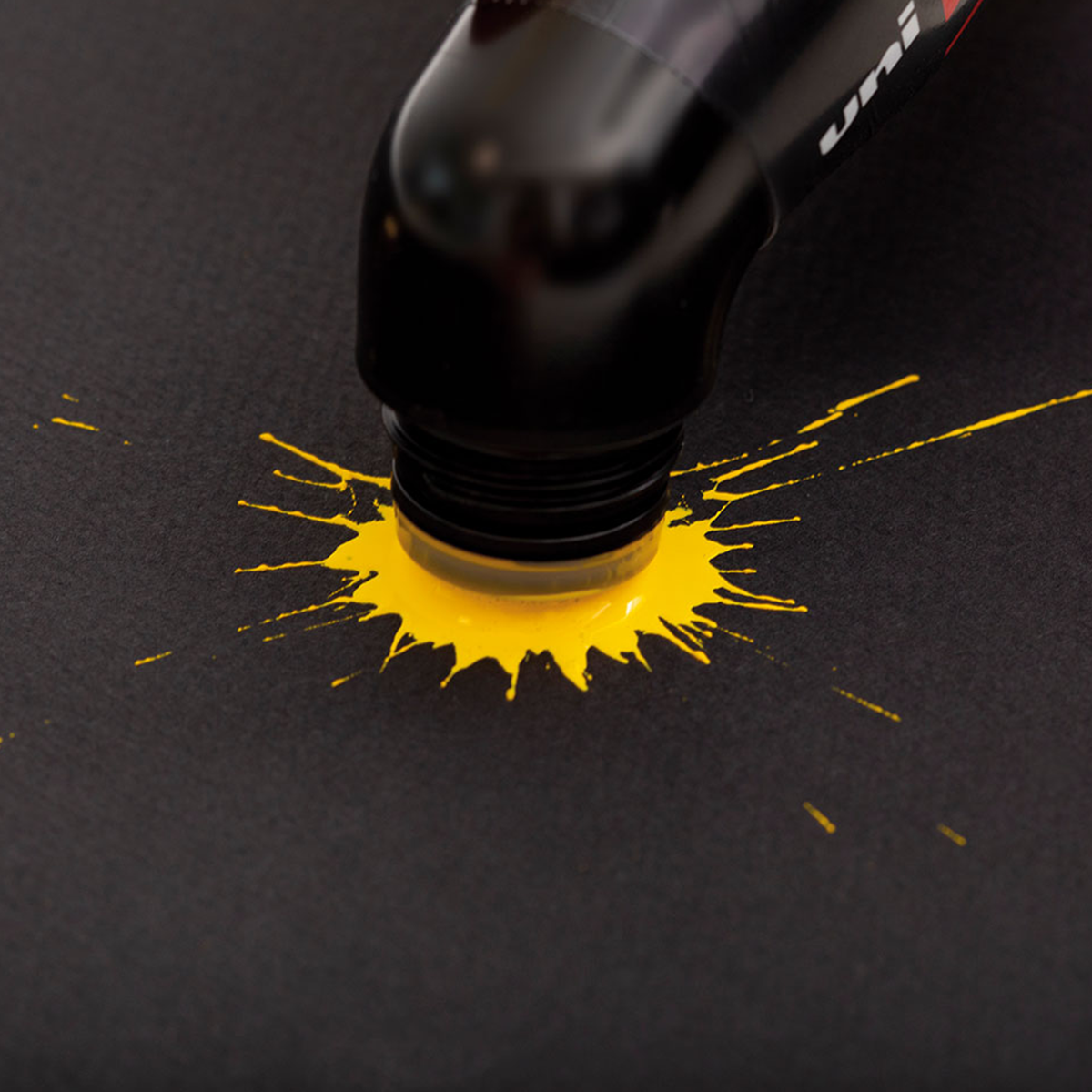 Posca PCM-22 8C MOP´R marker készlet, 3 – 19 mm, vegyes színek (8 db)