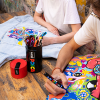 Posca vegyes marker készlet fémdobozban – 13 db (PC-3M, PC-5M, PC-5BR)